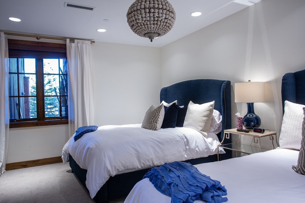 Stag Lodge at Deer Valley Resort - Seven Bedroom Residence with Spa #35 7 Condo