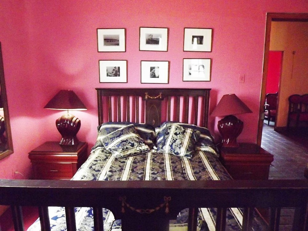 Paris Hostal Boutique