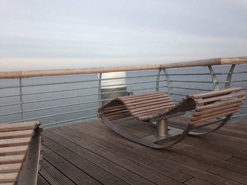 Deck 4 Modern Retreat view 2