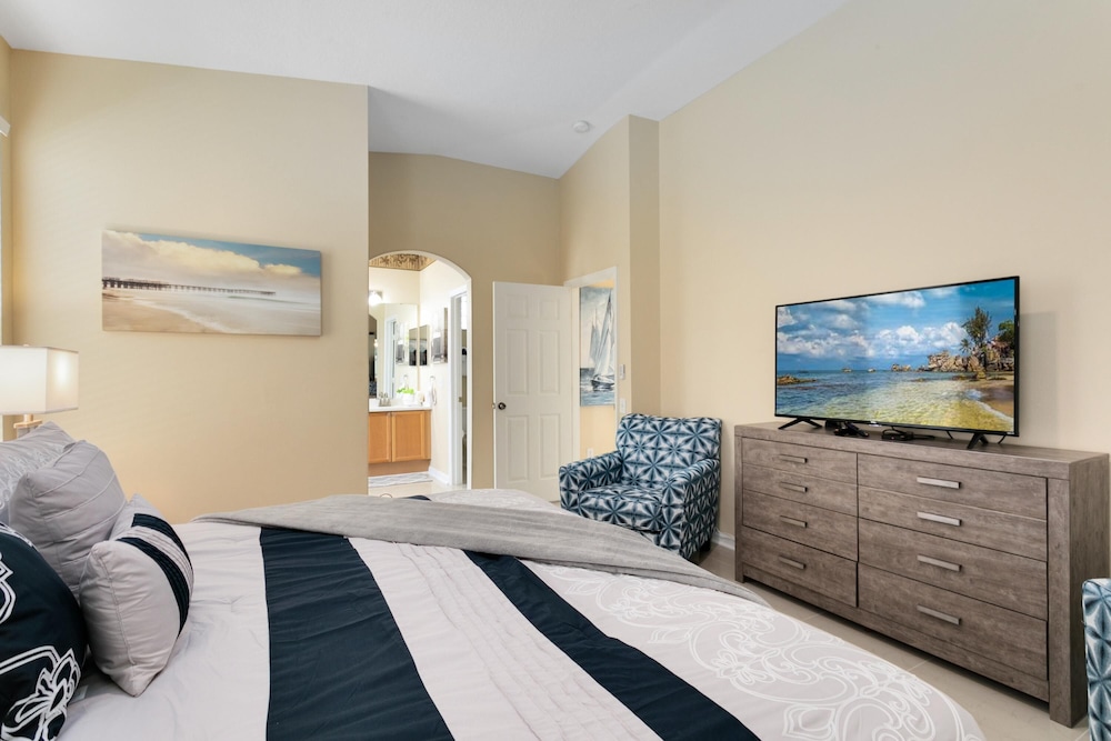 Amazing Disney Dream Getaway in Windsor Palms