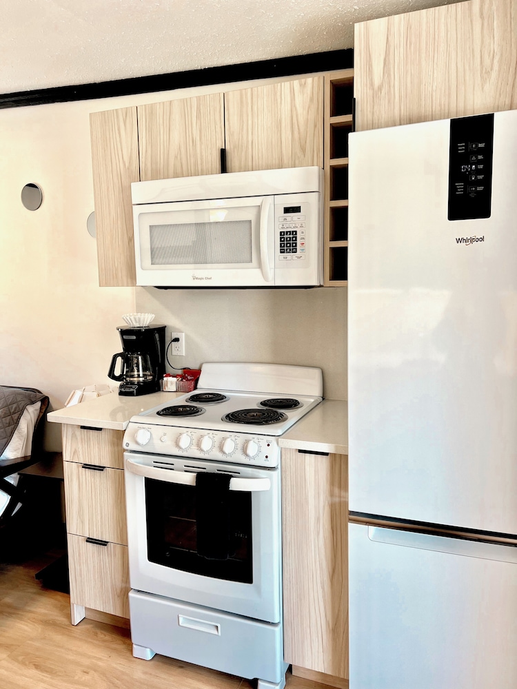 Peachland Beach Resort