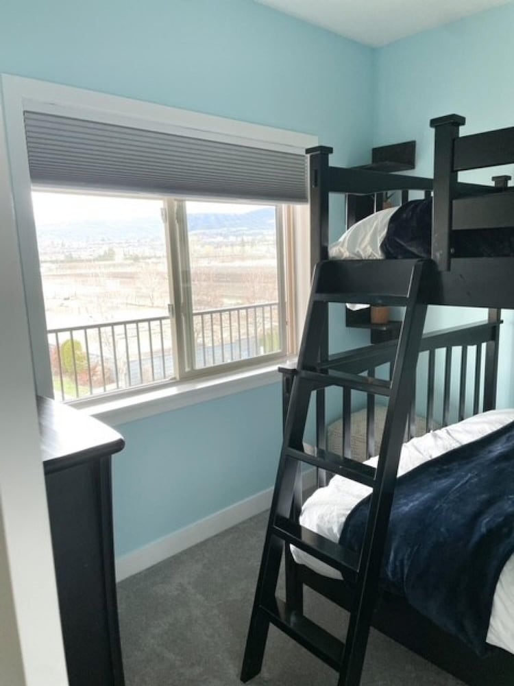Beachfront Lakeview Condo at Barona