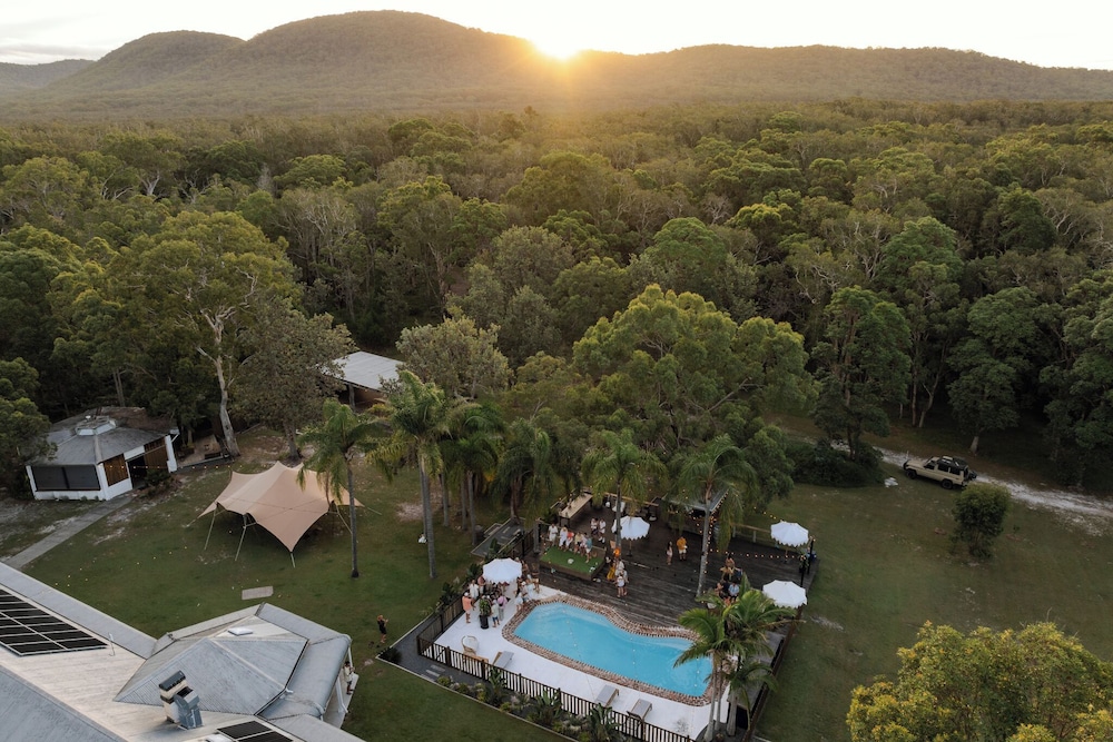 Surfaris Retreat