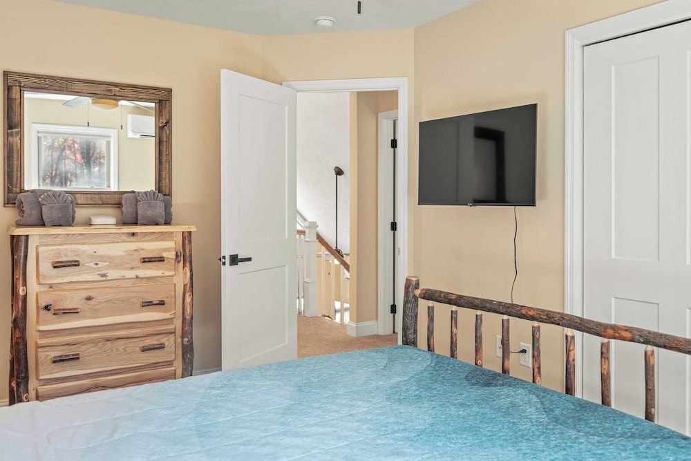 Stephen Way by Avantstay Hot Tub + Game Room Albrightsville