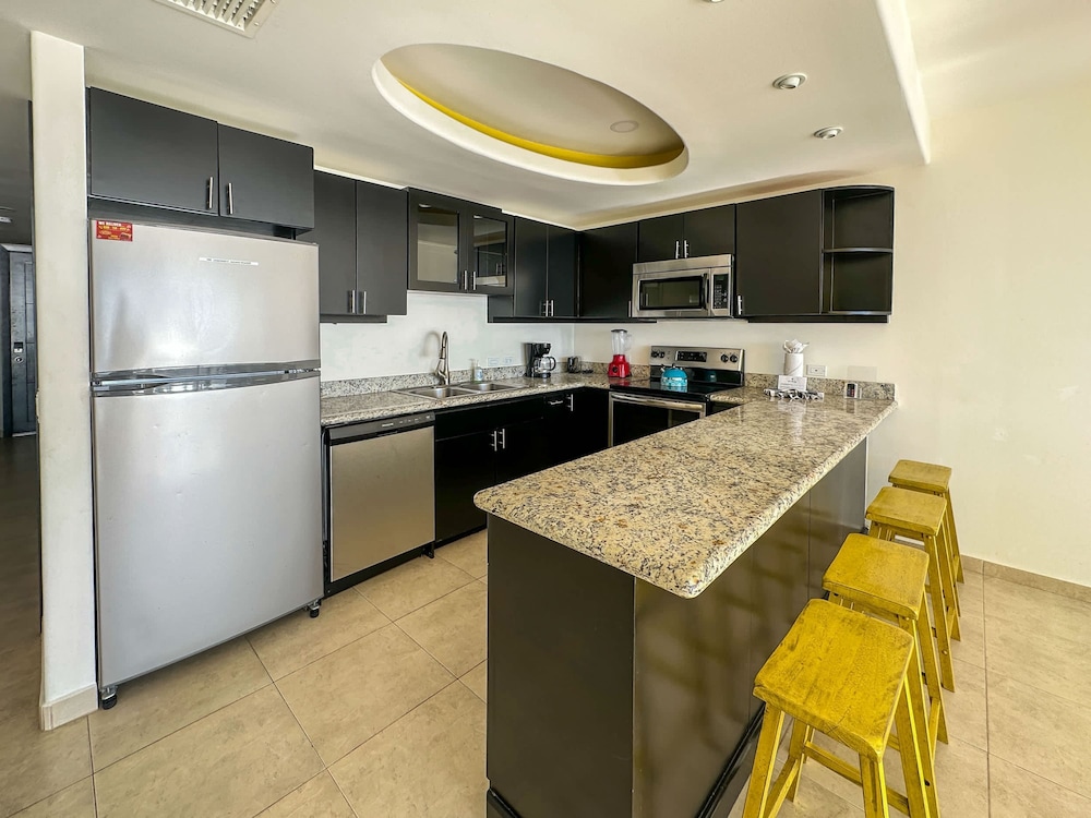 2BR Sunset Escape for Families