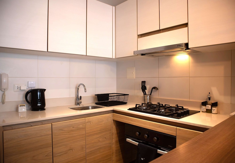 w Bright 1BR w Private Balcony in Barranco