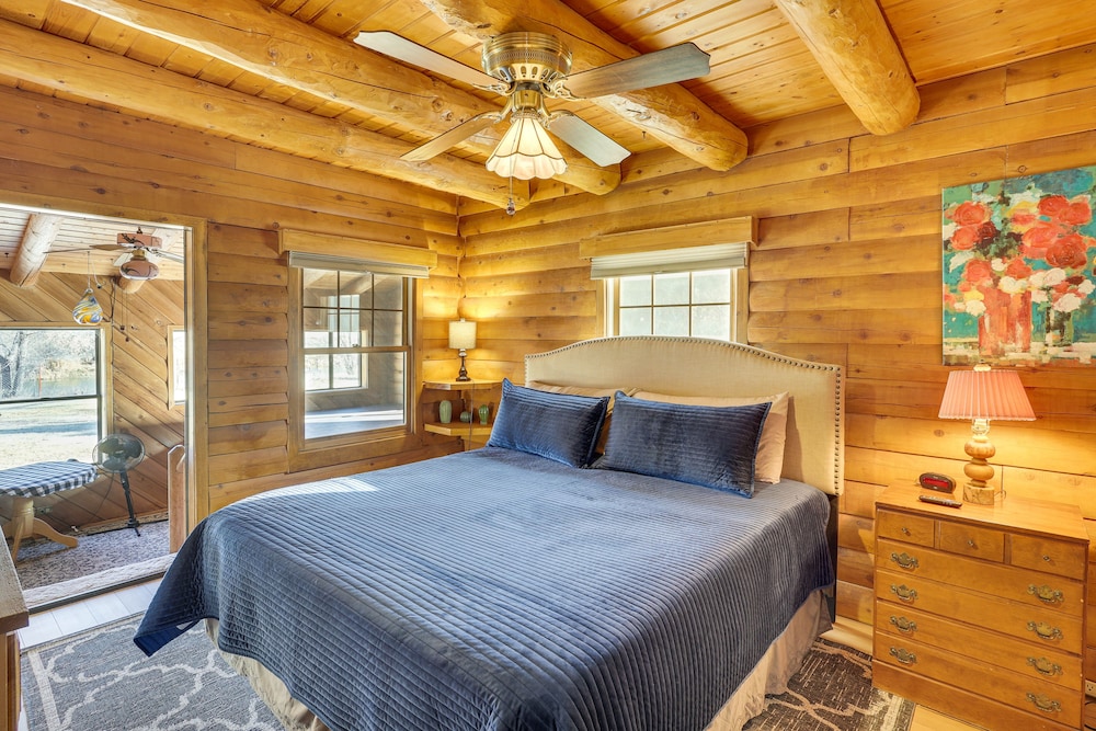 Cottonwood Cabin w/ Private On-site Fly Fishing! view 2
