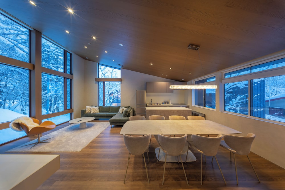 Chalet Infinity