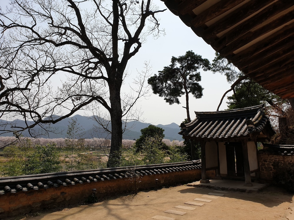 Okyeon pavilion