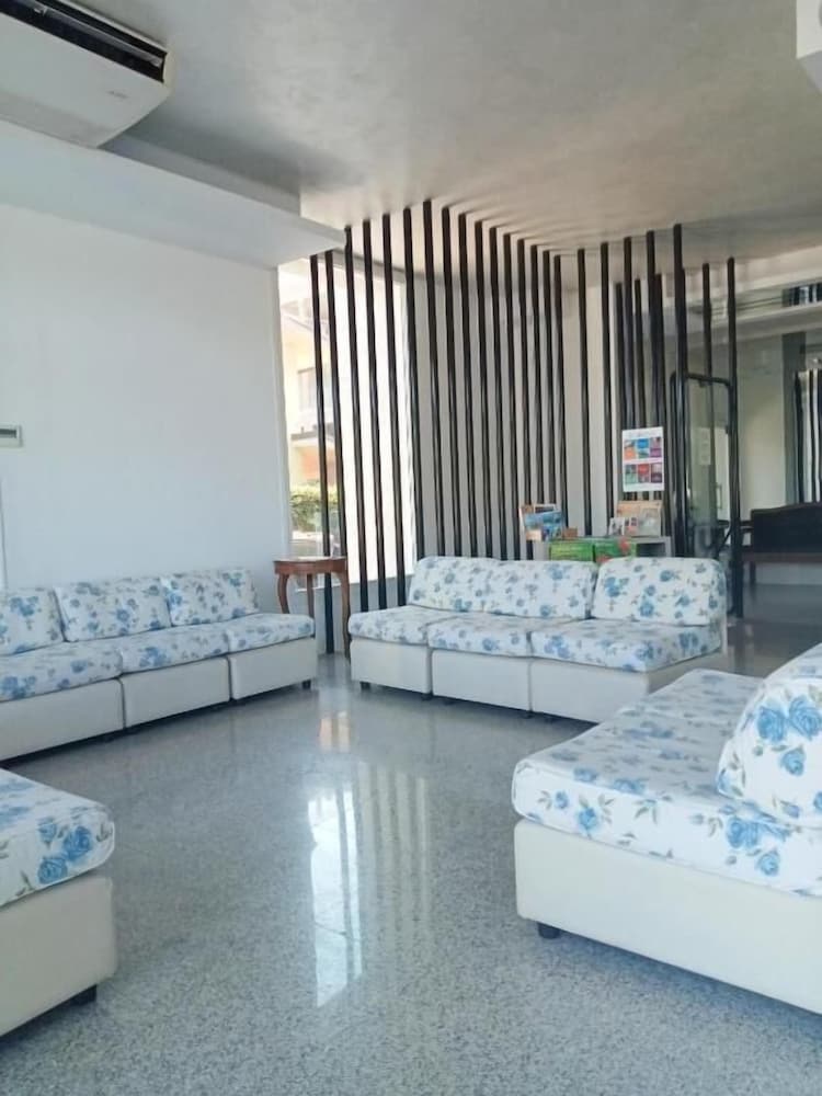 Hotel Alb's