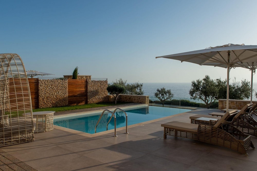 Villa Stoupa Exclusivity