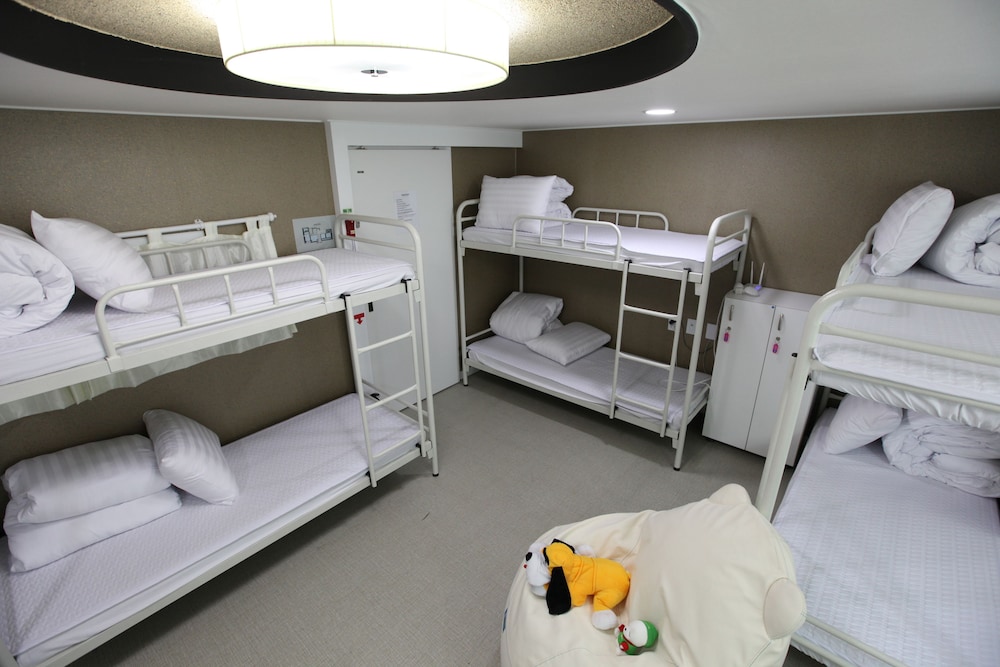 Lombard House - Hostel