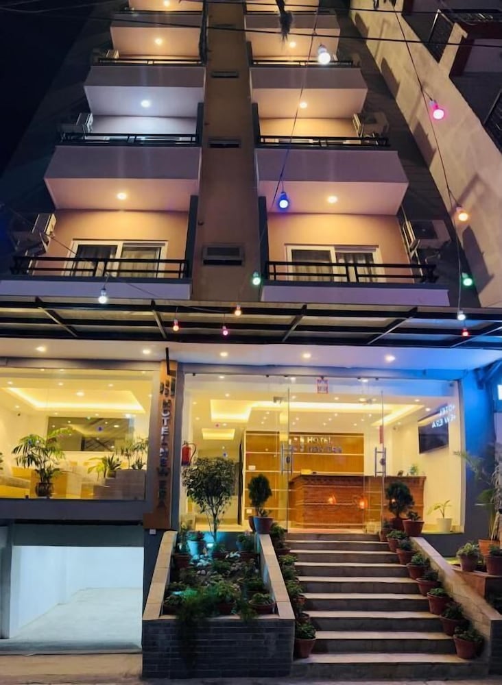 Hotel New Era