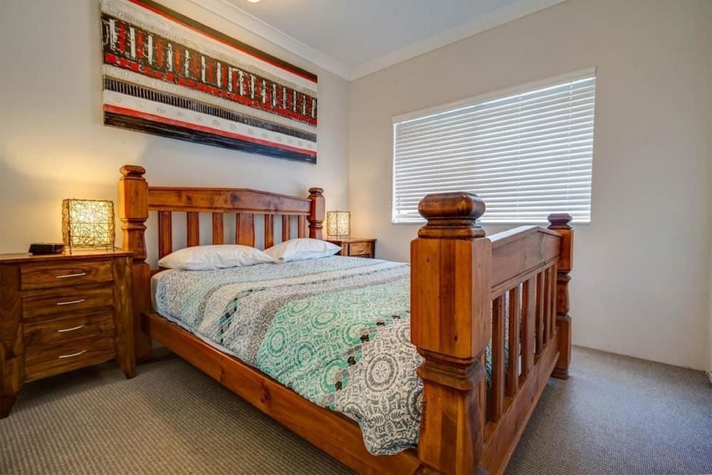 Currumbin Sands Holiday Apartments