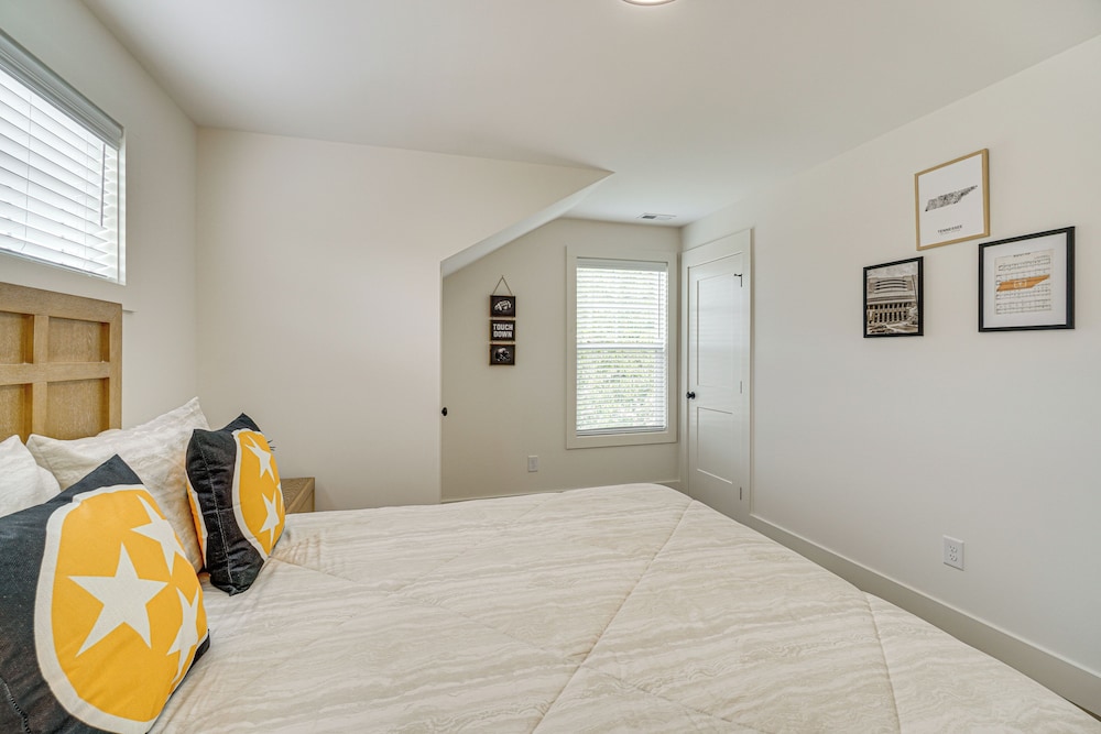 2 Mi to UT: Modern Retreat w/ Covered Porch