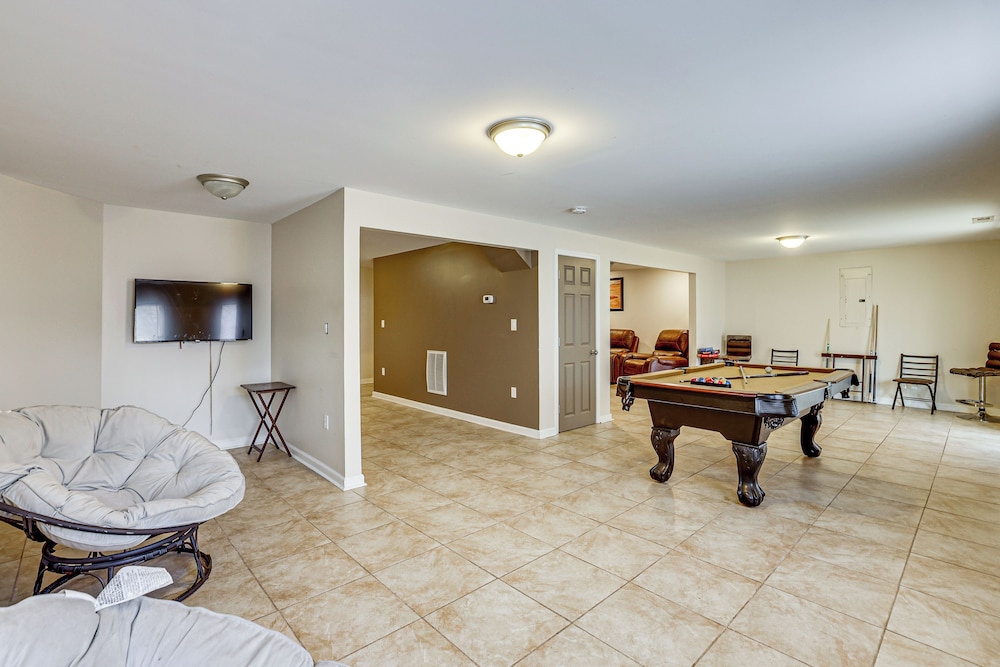 Wooded Trail On-site, Spacious Simpsonville Home