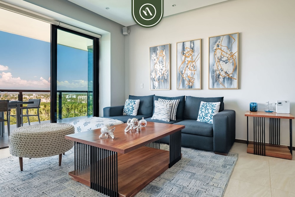 Emerald T3 I8 La Isla Residences