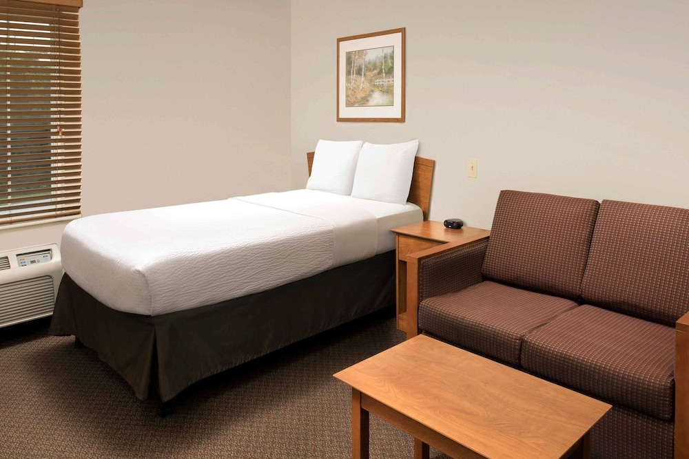 WoodSpring Suites Spartanburg - Duncan