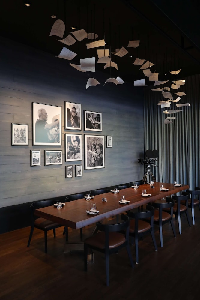 The WB Abu Dhabi, Curio Collection by Hilton