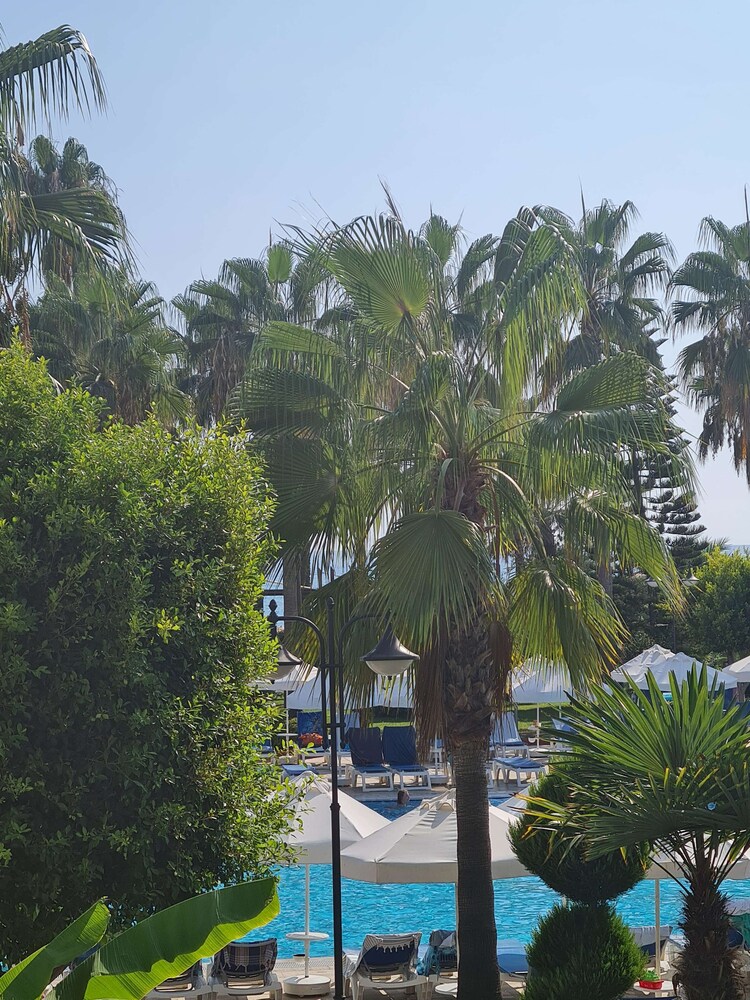 Saphir Hotel & Villas