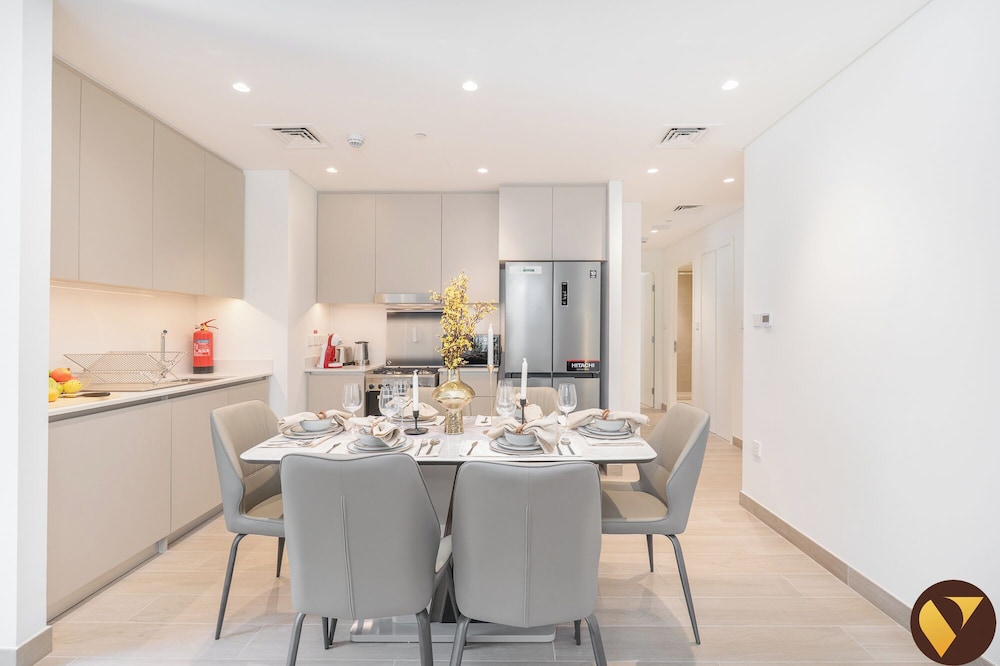 Vogue Rosewater Creek Beach Stylish 2BR