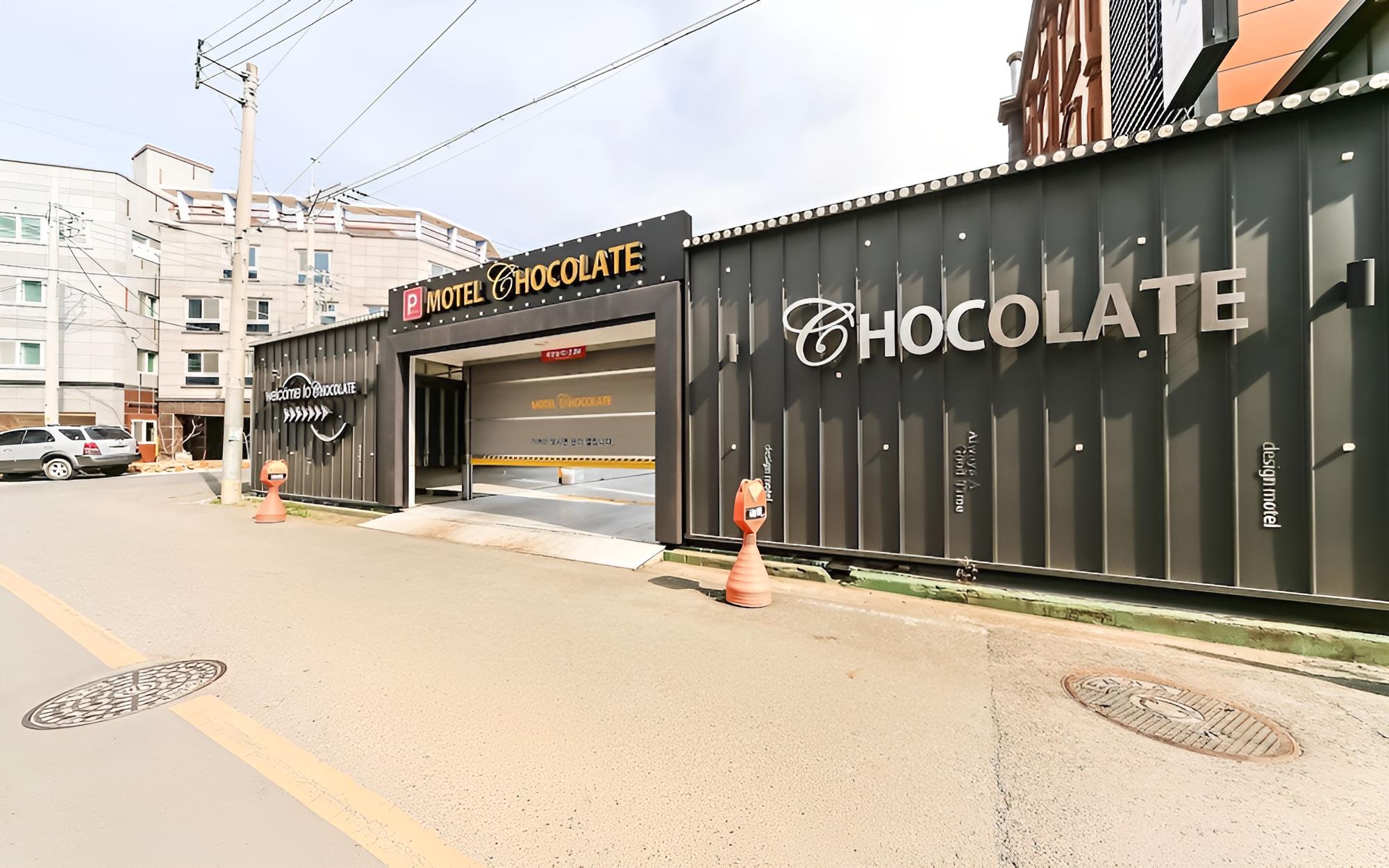 Yeungnam University Gyeongsan Chocolate view 4