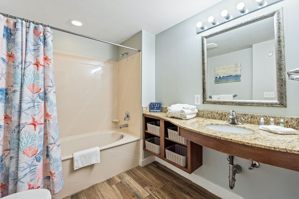 Splash Beach Resort by Panhandle Getaways