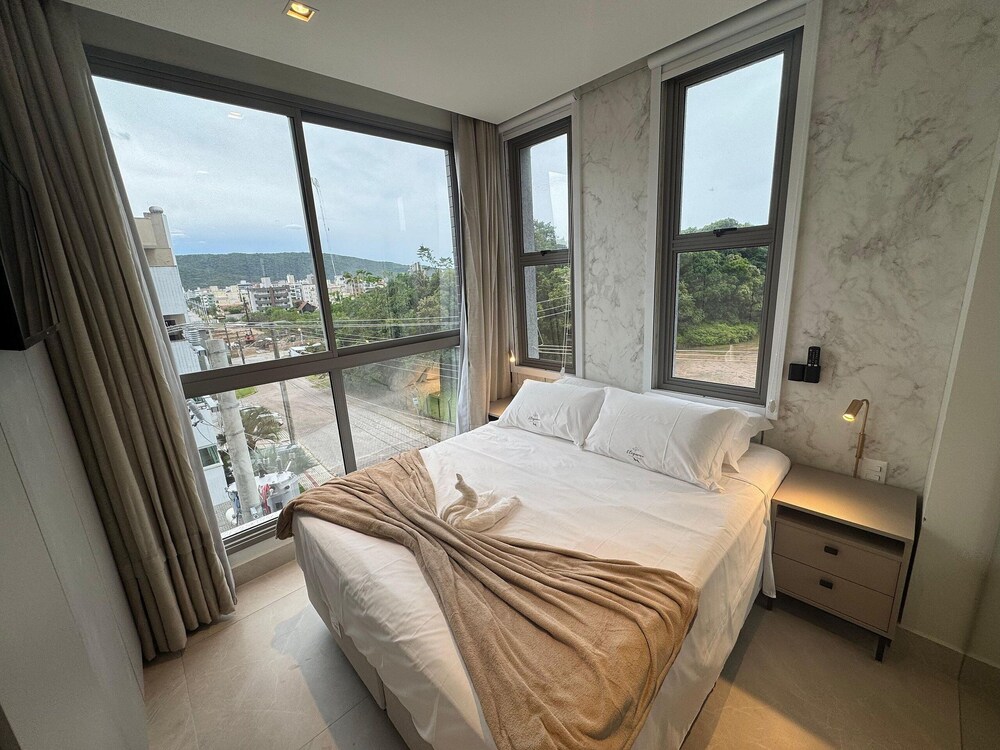 Elegance Residence