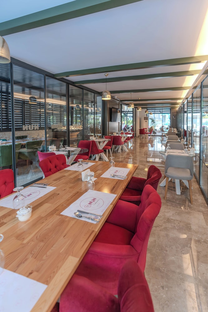 Nun By Laren Hotels - Image 78