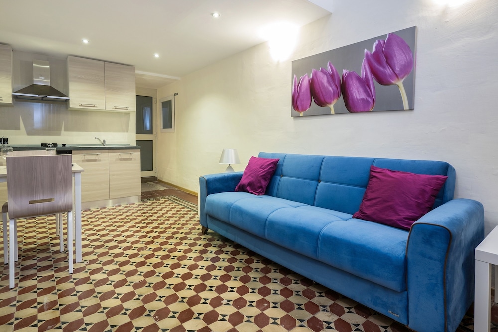 Valletta Archbishop Townhouse - Property Image 23