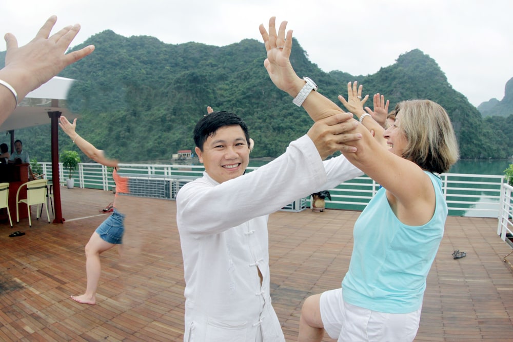 Huong Hai Sealife Cruise