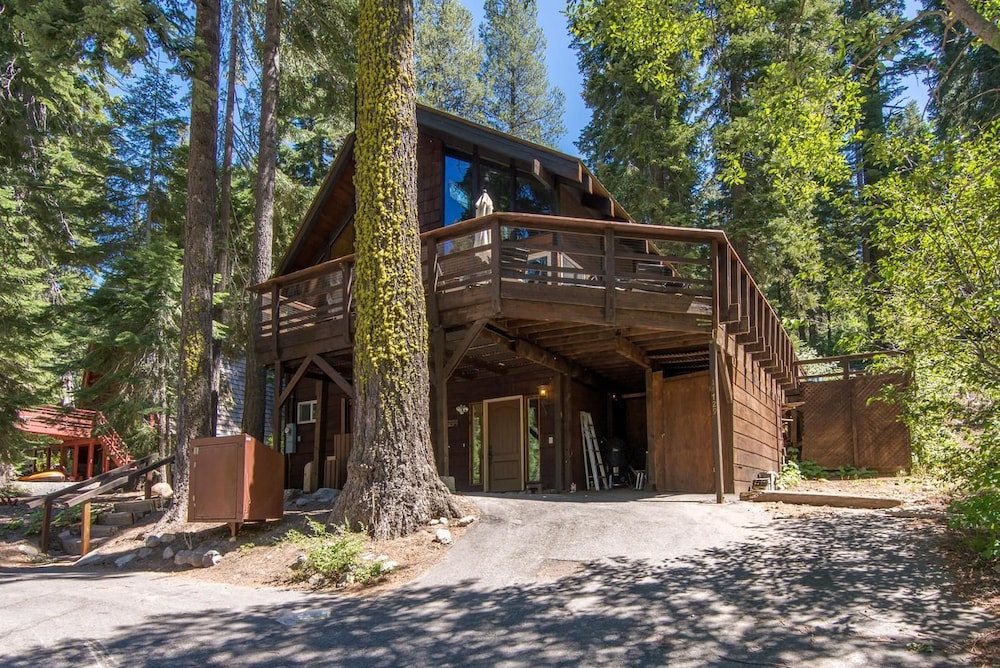 South Shore 5 Bedroom Holiday Home By Tahoe Truckee