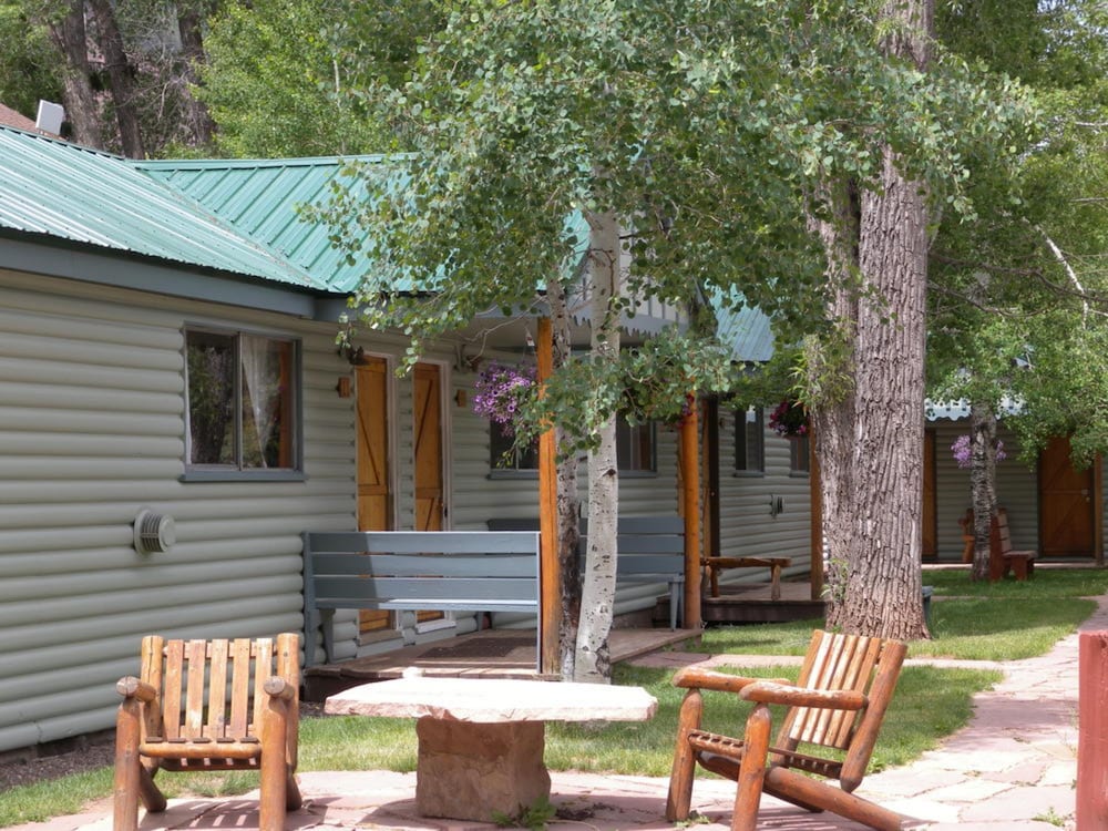 Redstone Cliffs Lodge