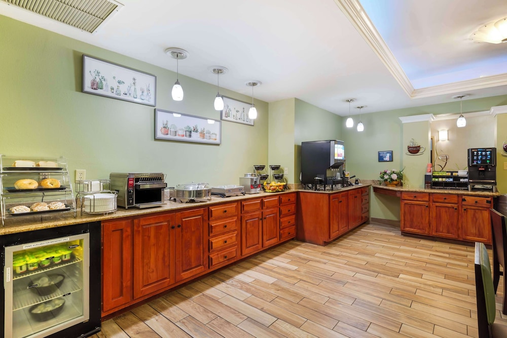 Best Western Plus Hopewell Fort Lee