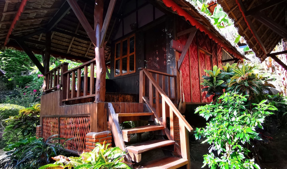 Phi Phi Relax Beach Resort