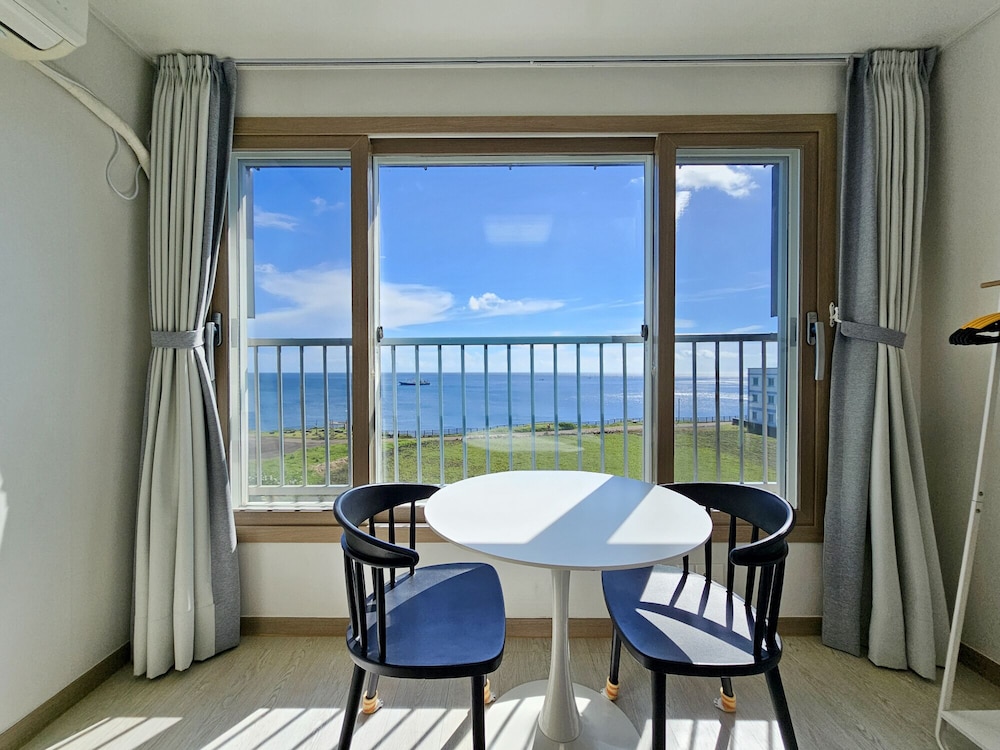Seongsan Morning Sunset Pension