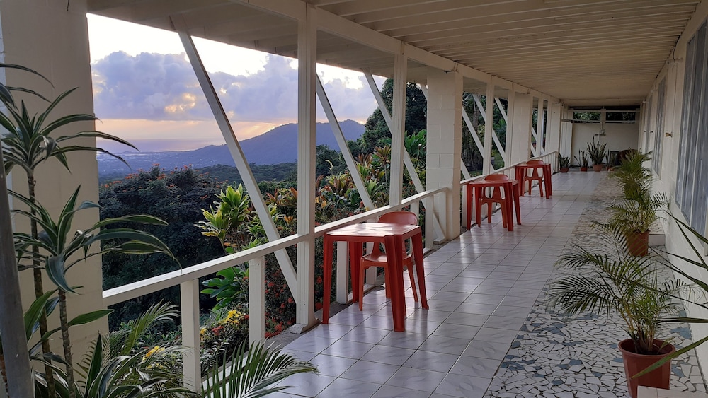 Dave Parker's Eco Lodge