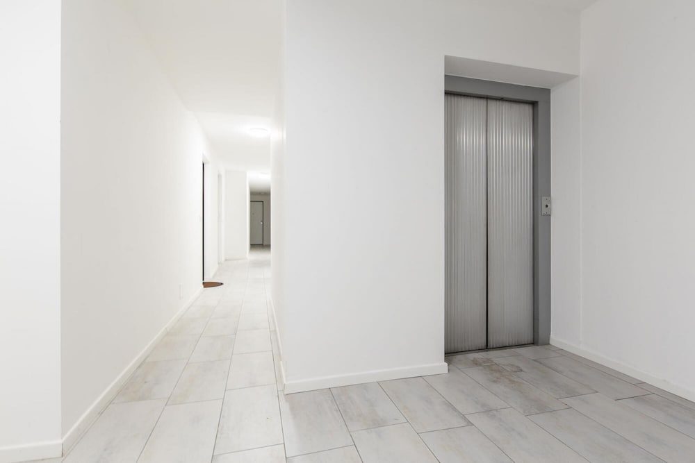 Noto 10 in Milan With 1 Bedrooms and 1 Bathrooms