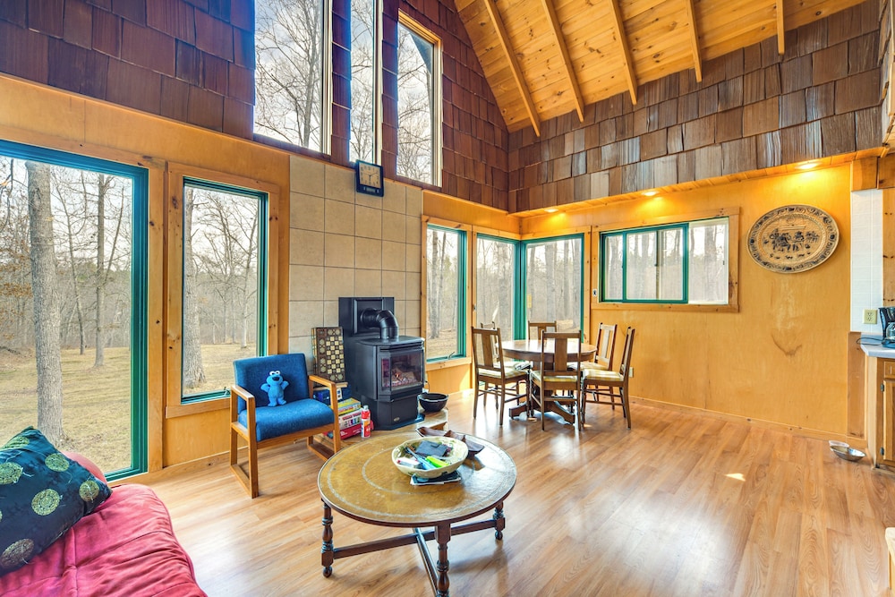 1 Mi to South Twin Lake: Cabin w/ Deck in Trego!