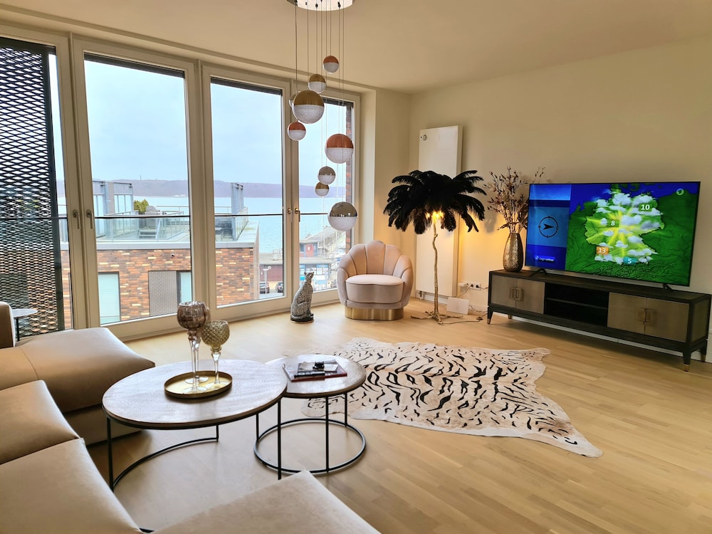 Townhouse Beautiful Life with seaview view 2