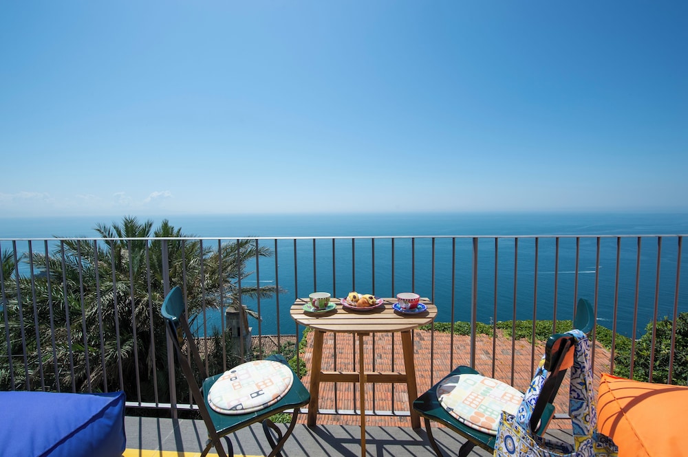 Amalfi residence