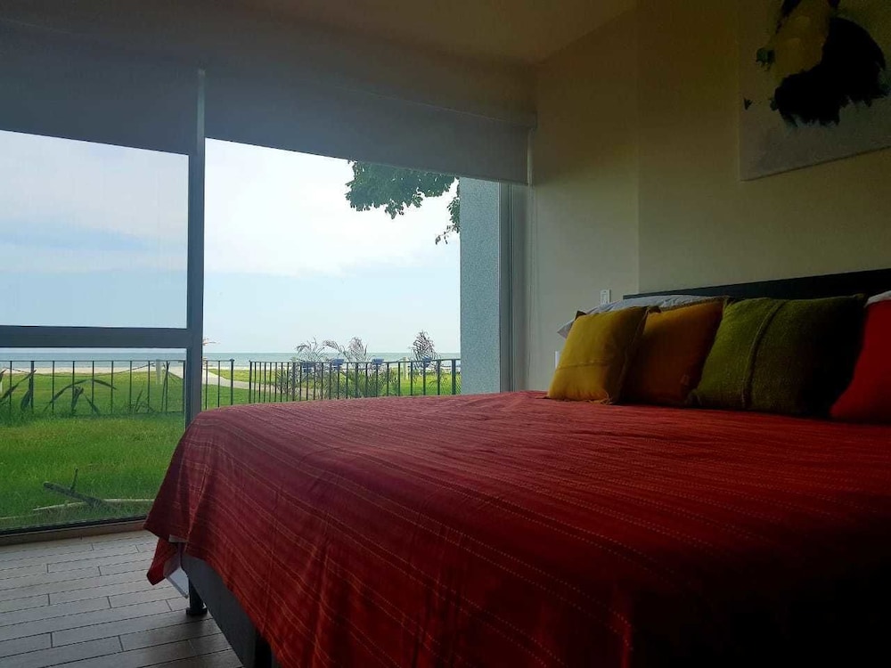 Surfside Beachfront Suites by Playa Caracol Resorts view 3