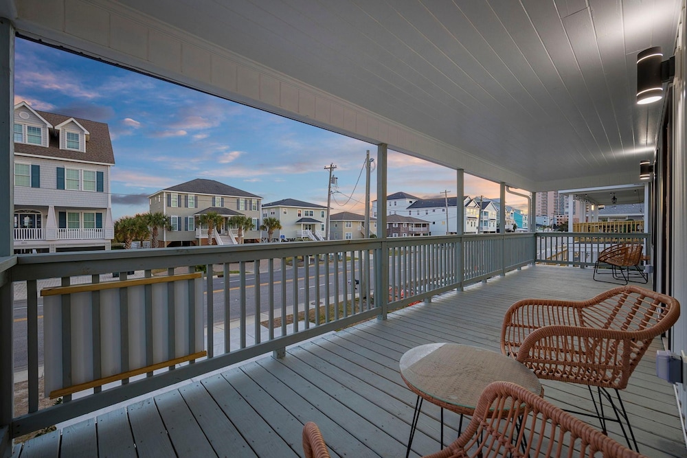 Elvi s Beach House Unit B