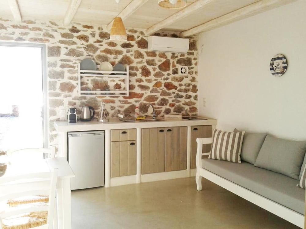 Cape Suites