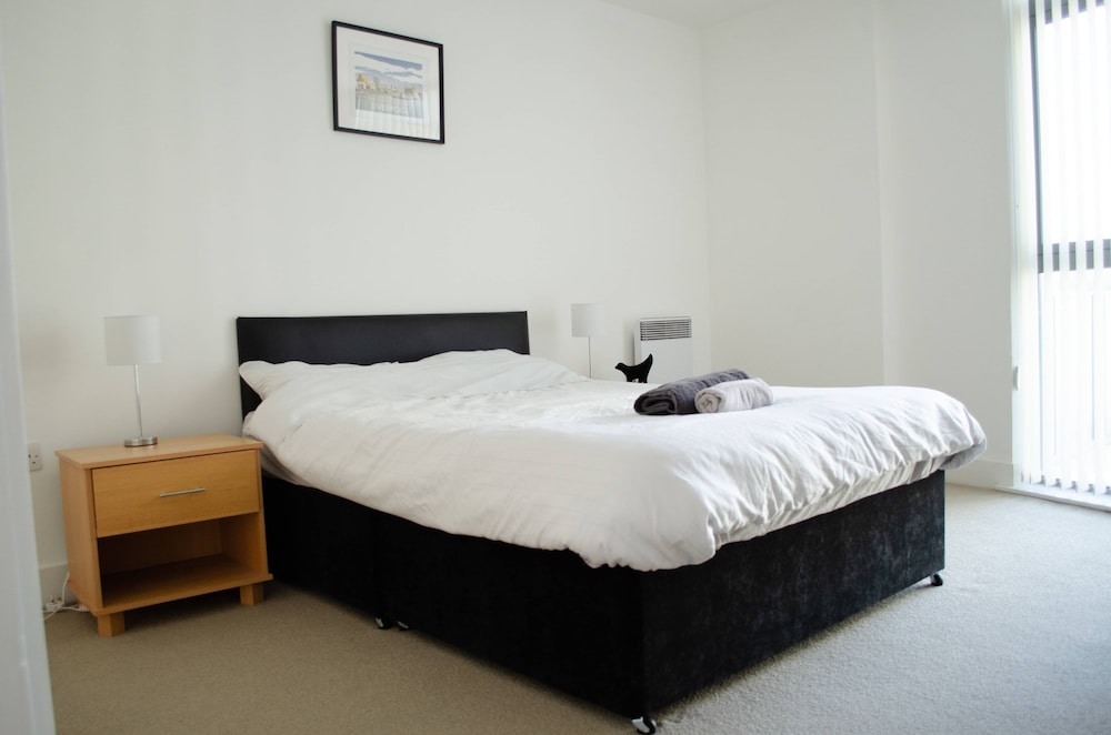 Kent Street - Apt 8 view 5