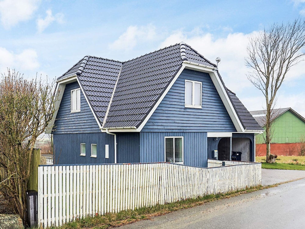 6 Person Holiday Home in Snedsted