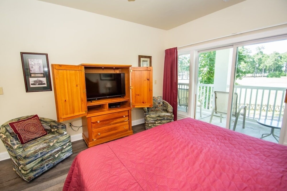 World Tour 104-202a 2 Bedroom Condo