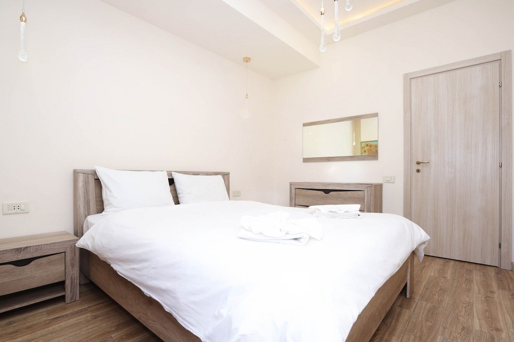 Stay Inn on Koghbatsi Str. 16