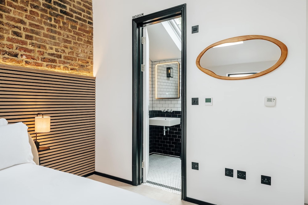 The Primrose Mews in Greater London