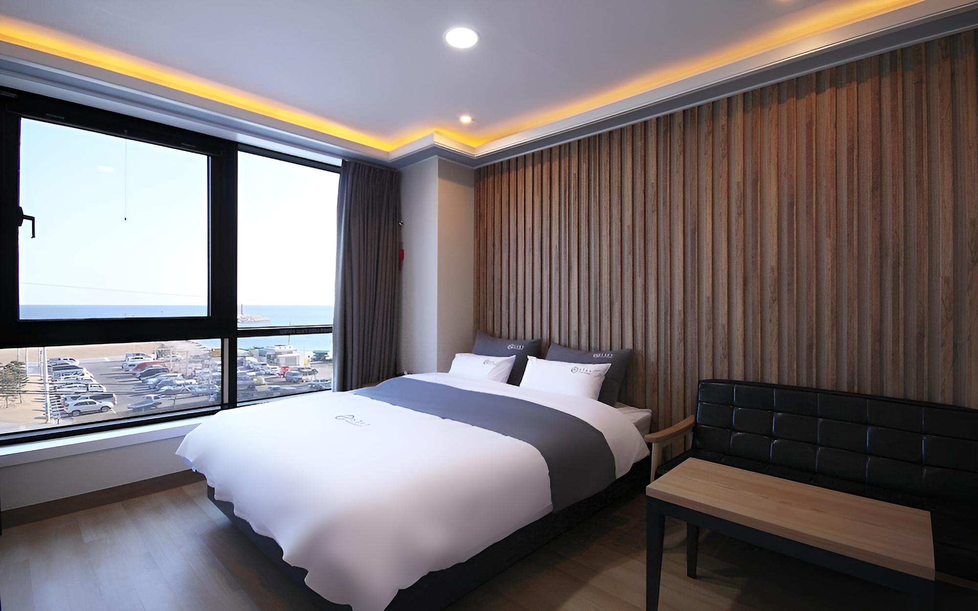 Yeongdeok Ganggu Port Stay view 3